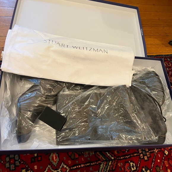 Stuart Weitzman over the knee suede boot-slate gray-9.5 - Picture 9 of 9